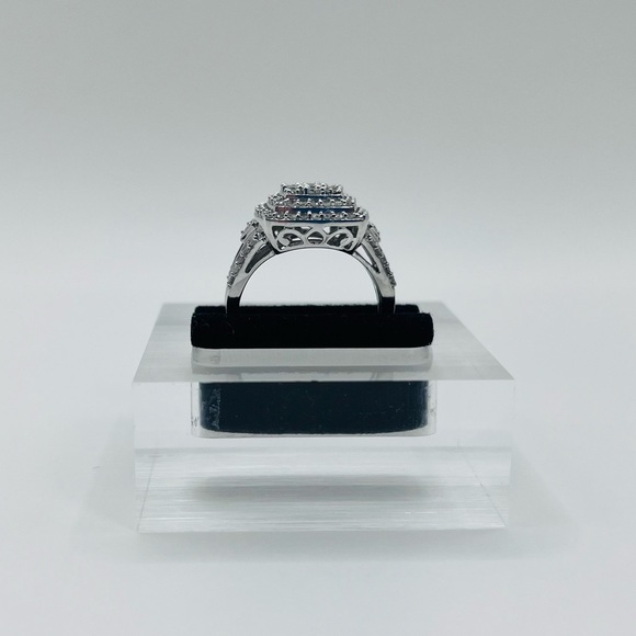 1.00 CT Cushion Cut Natural Diamond Sterling Silver Ring - Picture 4 of 7